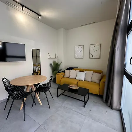 Travel Habitat Jardin Ayora Апартаменты Валенсия