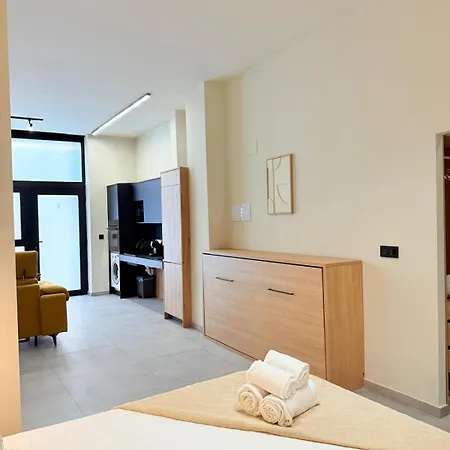 Travel Habitat Jardin Ayora Апартаменты *